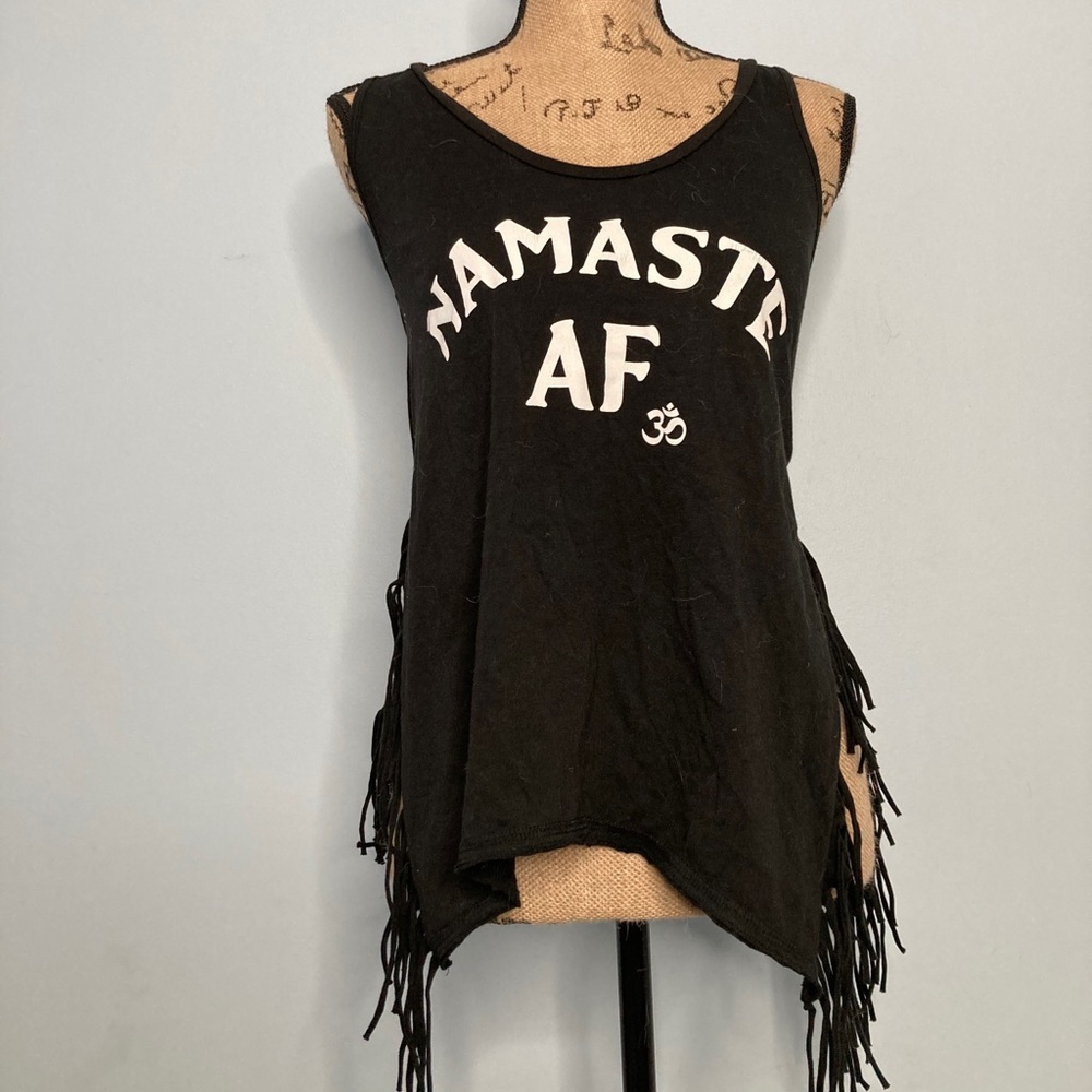 👀 Adult graphic tee👀